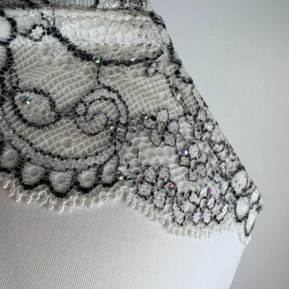 Victoria's Secret 32C Dream Angels Perfect Coverage Bra White Lace Rhinestone - Picture 8 of 9